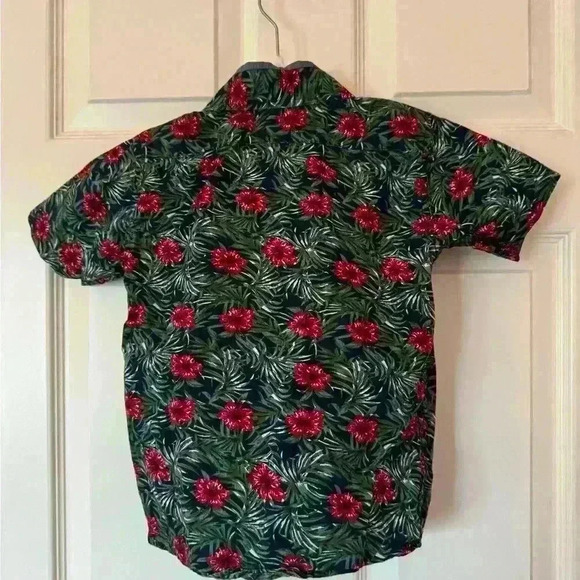 Craft & Flow Voyage Hawaiian Shirt. Little boy size 5 - Picture 4 of 7